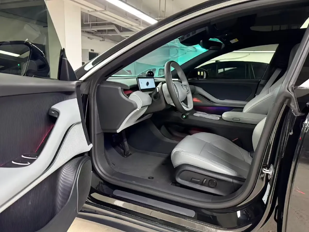 2024 NIO ET5T BEV 75KWH,autocango,china used car exporter,china ev exporter,chinese used car exporter,chinese used ev exporter