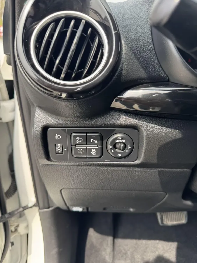 2021 Kia KX1 1.4L 100HP L4 CVT,autocango,china used car exporter,china ev exporter,chinese used car exporter,chinese used ev exporter