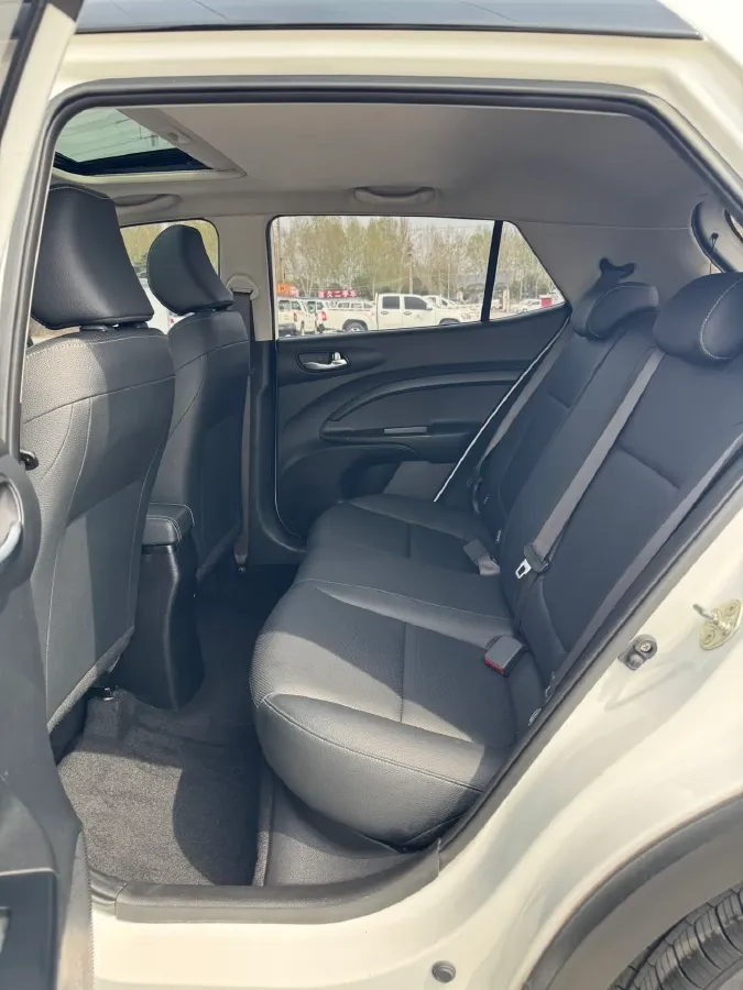 2021 Kia KX1 1.4L 100HP L4 CVT,autocango,china used car exporter,china ev exporter,chinese used car exporter,chinese used ev exporter