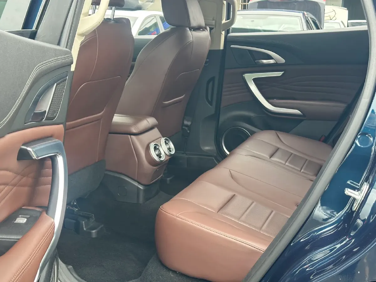 2020 WEY VV7 2.0T 227HP L4 7DCT,autocango,china used car exporter,china ev exporter,chinese used car exporter,chinese used ev exporter