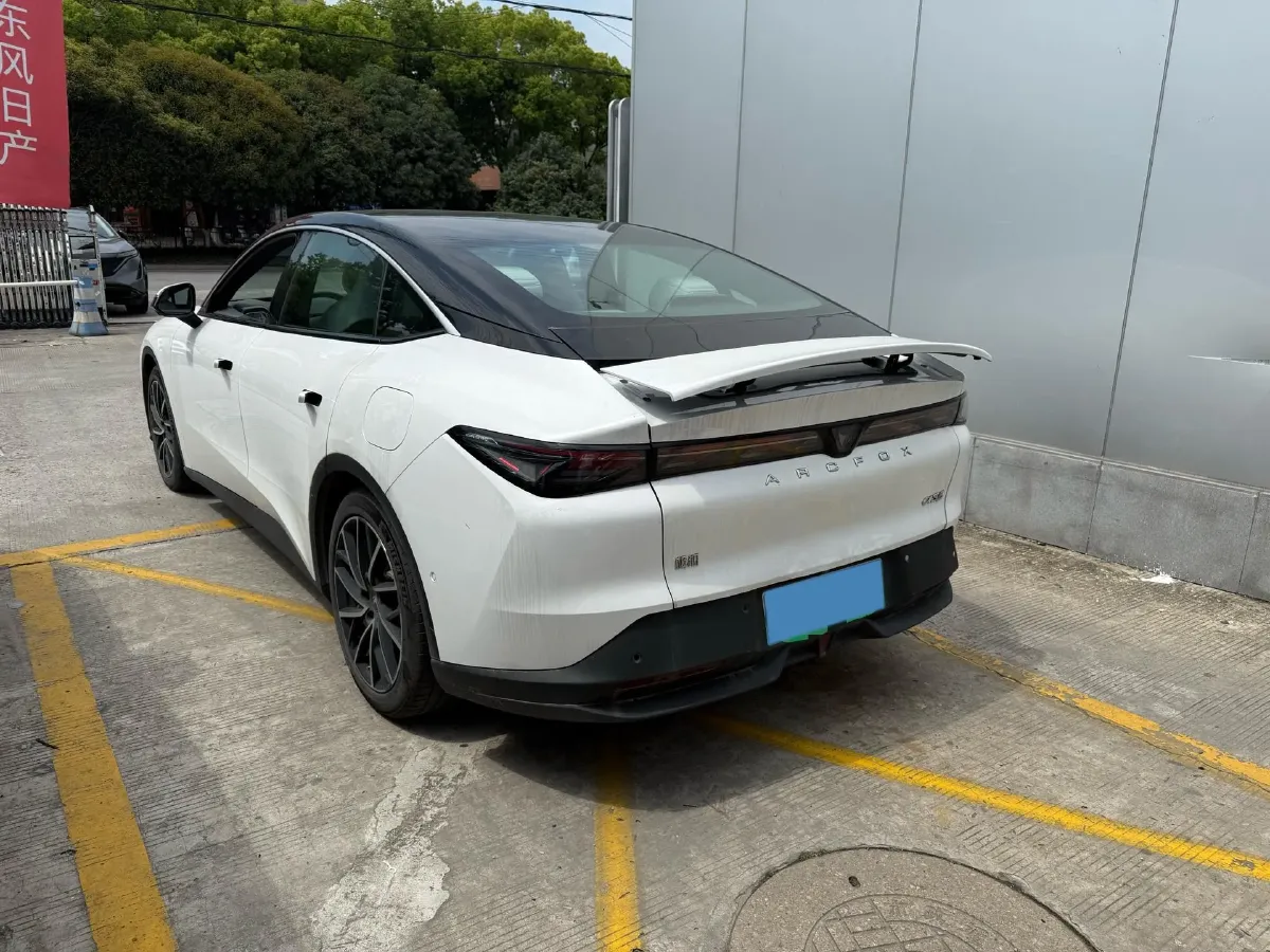 2025 ARCFOX αS5 BEV,autocango,china used car exporter,china ev exporter,chinese used car exporter,chinese used ev exporter