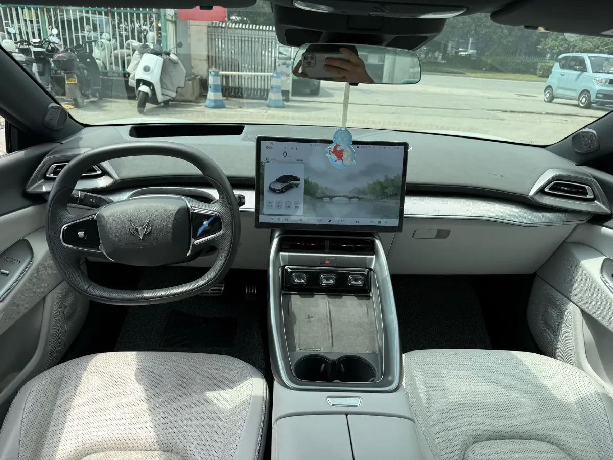 2025 ARCFOX αS5 BEV,autocango,china used car exporter,china ev exporter,chinese used car exporter,chinese used ev exporter