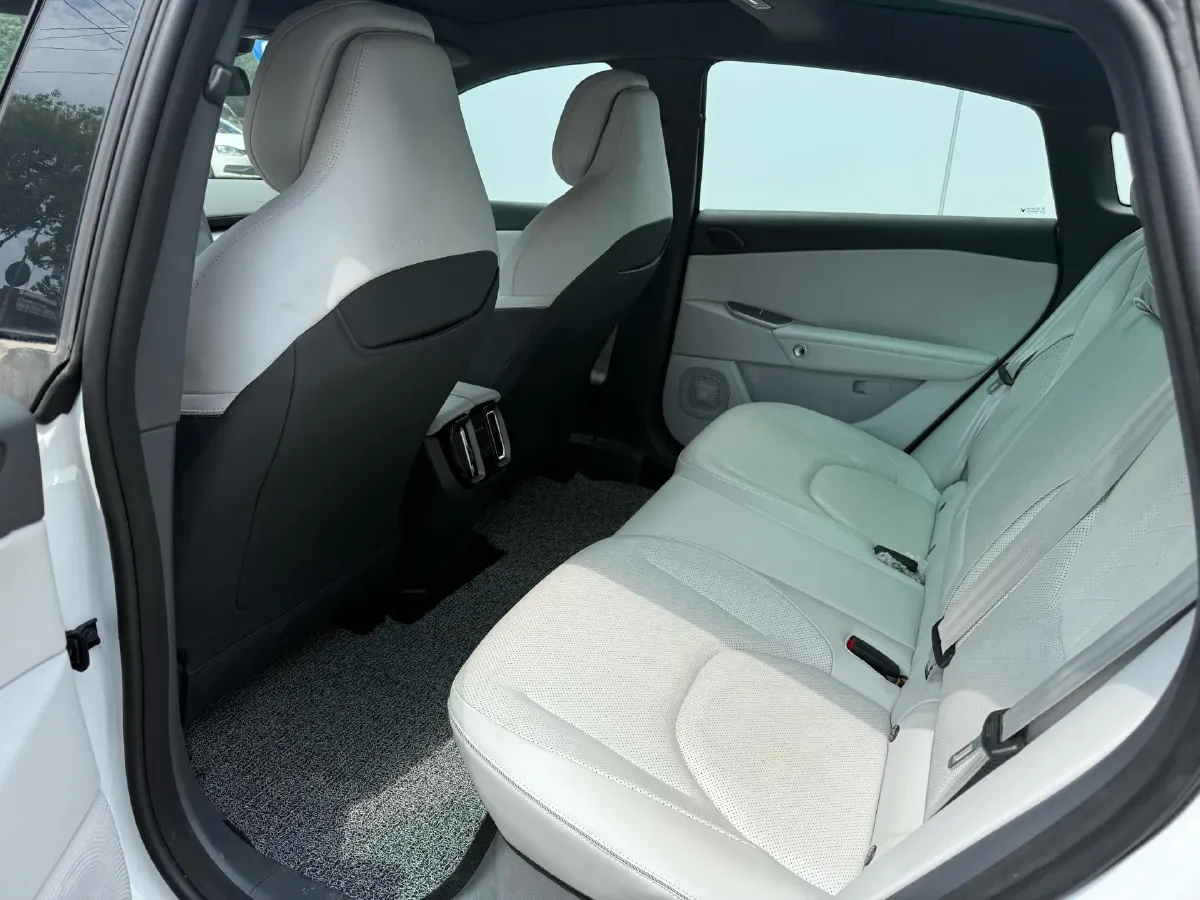 2025 ARCFOX αS5 BEV,autocango,china used car exporter,china ev exporter,chinese used car exporter,chinese used ev exporter