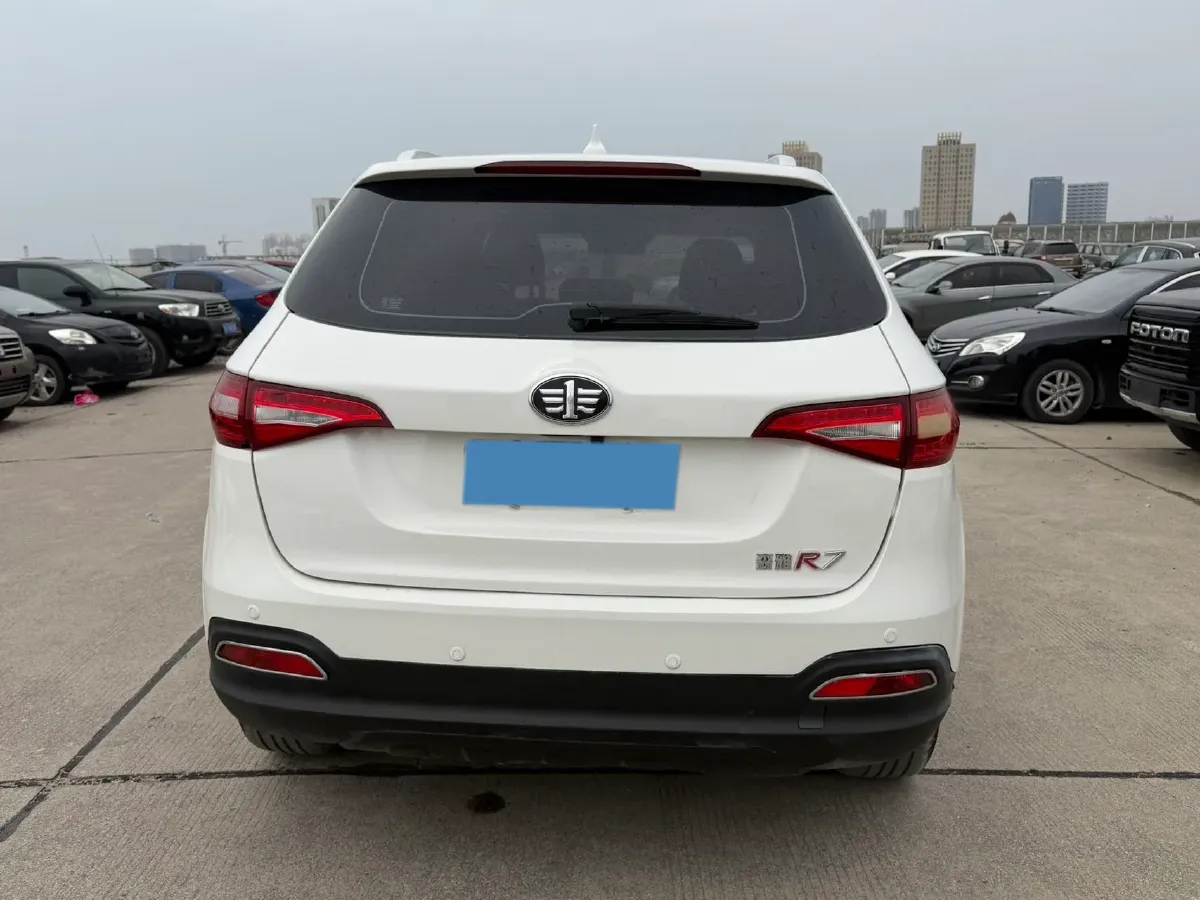 2017 FAW Senia R7 1.6L 116HP L4 6AT,autocango,china used car exporter,china ev exporter,chinese used car exporter,chinese used ev exporter