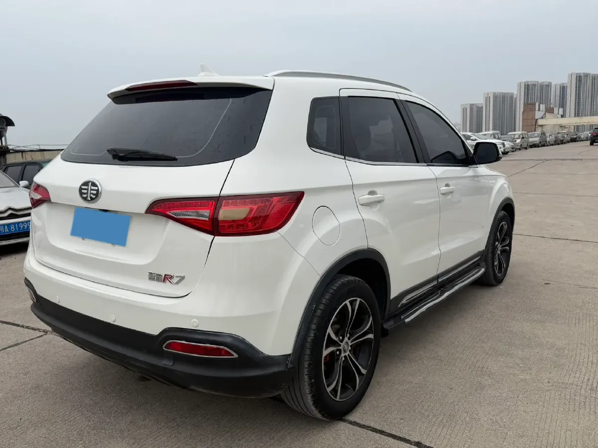 2017 FAW Senia R7 1.6L 116HP L4 6AT,autocango,china used car exporter,china ev exporter,chinese used car exporter,chinese used ev exporter