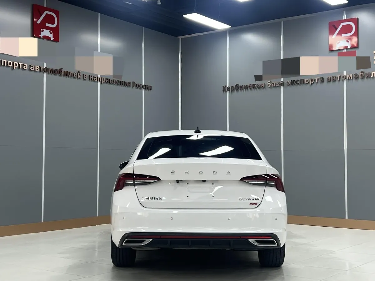 2021 Skoda Octavia 1.4T 150HP L4 7DCT,autocango,china used car exporter,china ev exporter,chinese used car exporter,chinese used ev exporter