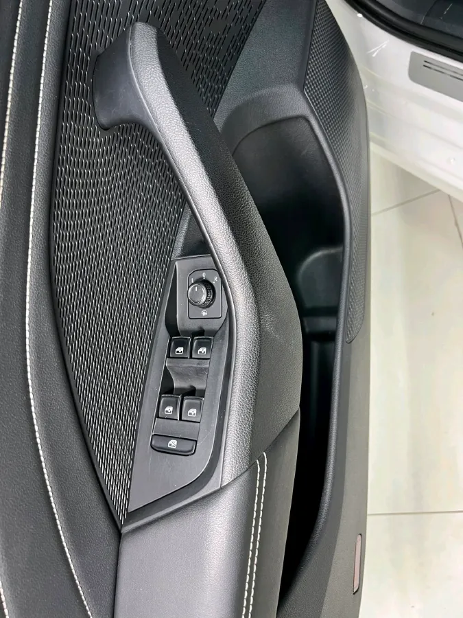 2021 Skoda Octavia 1.4T 150HP L4 7DCT,autocango,china used car exporter,china ev exporter,chinese used car exporter,chinese used ev exporter