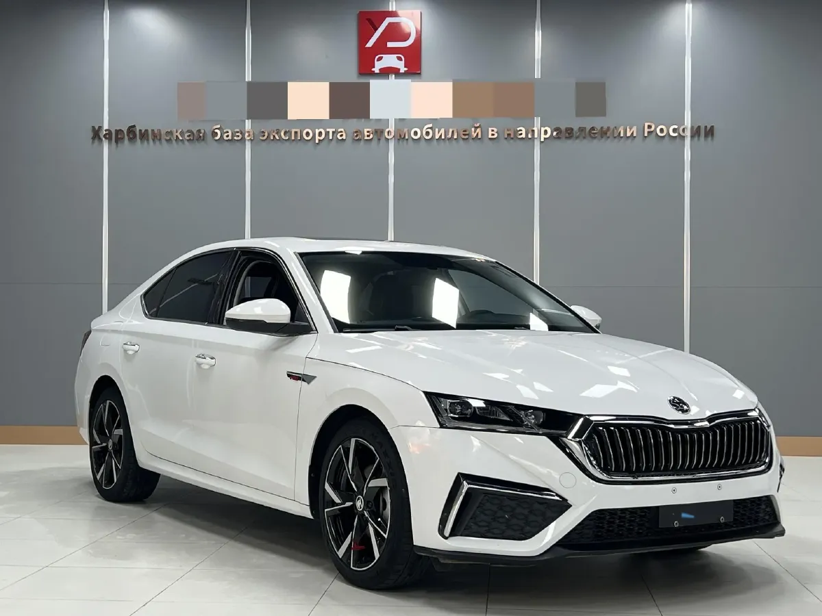 2021 Skoda Octavia 1.4T 150HP L4 7DCT,autocango,china used car exporter,china ev exporter,chinese used car exporter,chinese used ev exporter