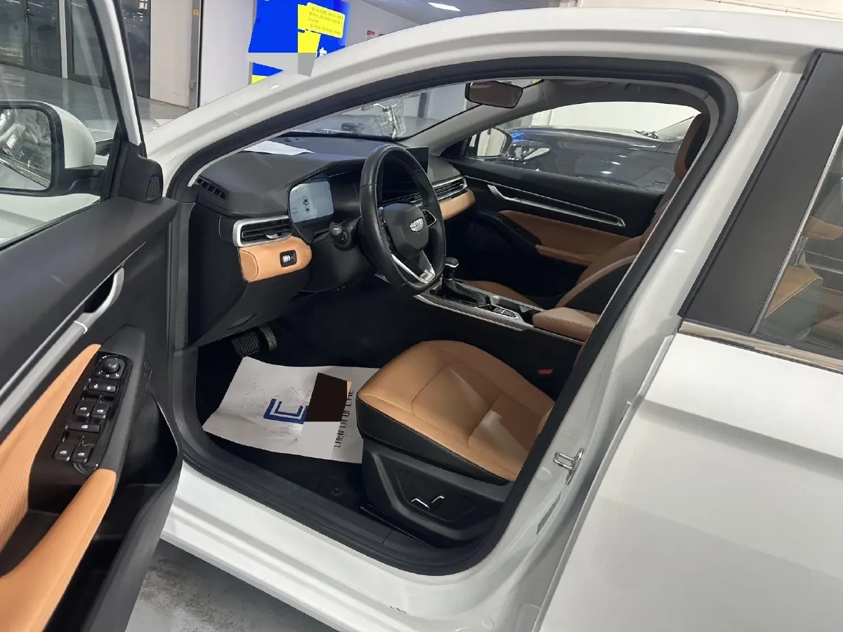 2025 Geely Emgrand 1.5L 127HP L4 CVT,autocango,china used car exporter,china ev exporter,chinese used car exporter,chinese used ev exporter