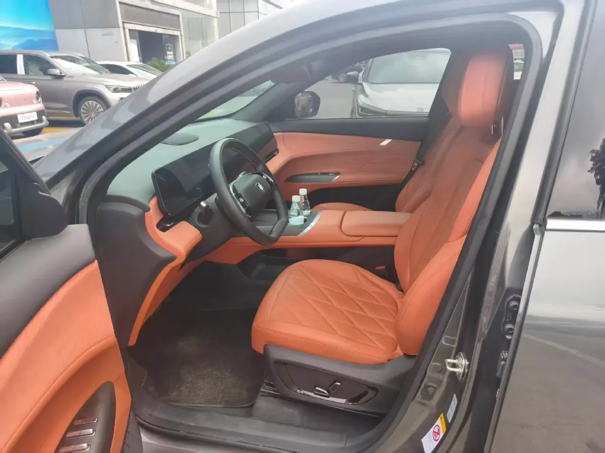 2025 ChangAn CS75 Plus 1.5T 192HP L4 8AT,autocango,china used car exporter,china ev exporter,chinese used car exporter,chinese used ev exporter