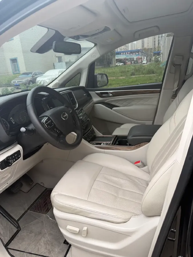 2021 GAC Trumpchi M8 2.0T 252HP L4 8AT,autocango,china used car exporter,china ev exporter,chinese used car exporter,chinese used ev exporter