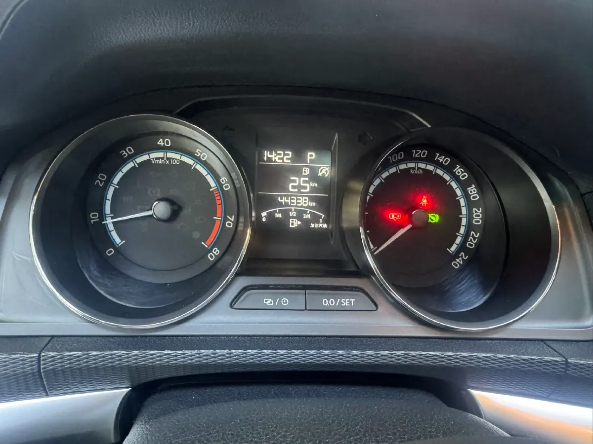 2022 Skoda Kamiq 1.5L 112HP L4 6AT,autocango,china used car exporter,china ev exporter,chinese used car exporter,chinese used ev exporter