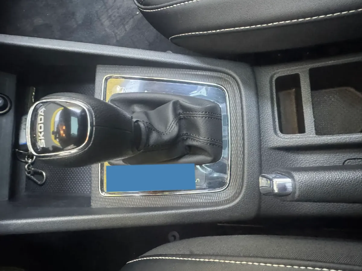 2022 Skoda Kamiq 1.5L 112HP L4 6AT,autocango,china used car exporter,china ev exporter,chinese used car exporter,chinese used ev exporter