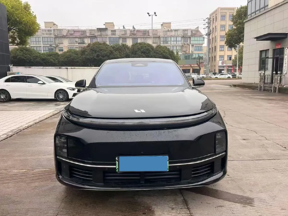 2024 Li L7 Range Extended 154HP REEV 42.8KWH,autocango,china used car exporter,china ev exporter,chinese used car exporter,chinese used ev exporter