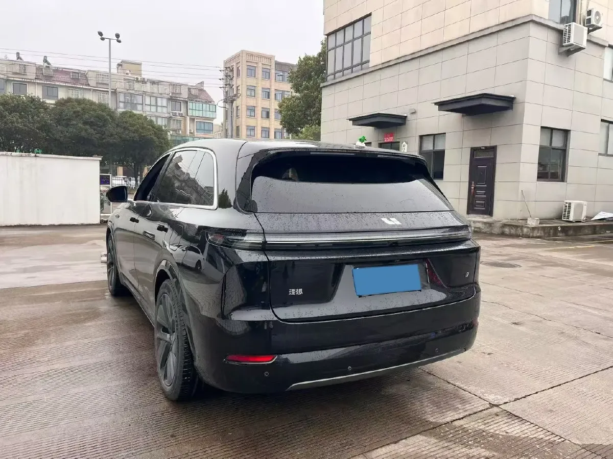 2024 Li L7 Range Extended 154HP REEV 42.8KWH,autocango,china used car exporter,china ev exporter,chinese used car exporter,chinese used ev exporter