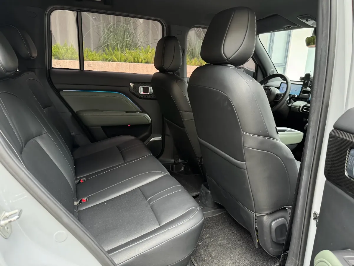 2025 BaoJun YepPlus BEV 41.9KWH,autocango,china used car exporter,china ev exporter,chinese used car exporter,chinese used ev exporter