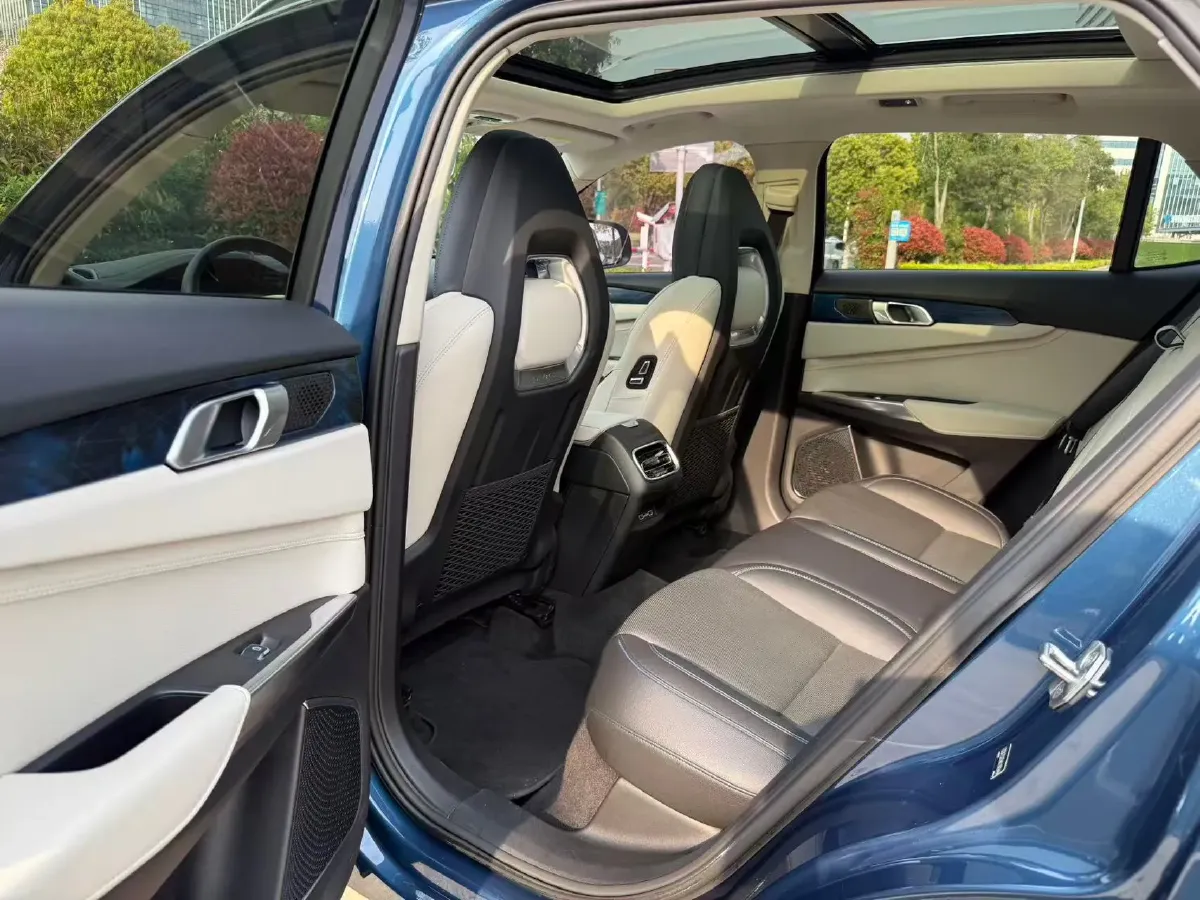 2019 Beijing BJ40 2.0T 218HP L4 6AT,autocango,china used car exporter,china ev exporter,chinese used car exporter,chinese used ev exporter