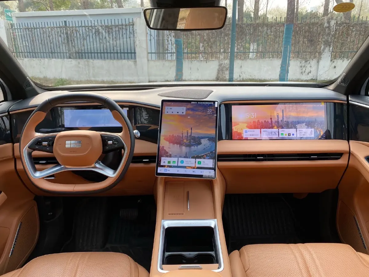 2025 Geely Galaxy L7 1.5L 112HP L4 1DHT PHEV 18.4KWH,autocango,china used car exporter,china ev exporter,chinese used car exporter,chinese used ev exporter