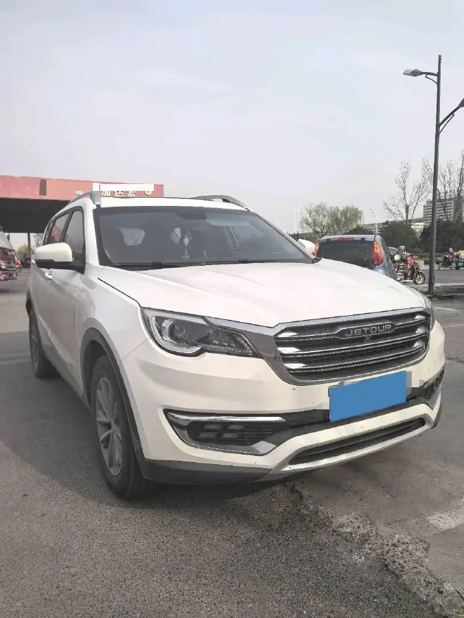 2018 Jetour X70 1.5T 147HP L4 5MT,autocango,china used car exporter,china ev exporter,chinese used car exporter,chinese used ev exporter