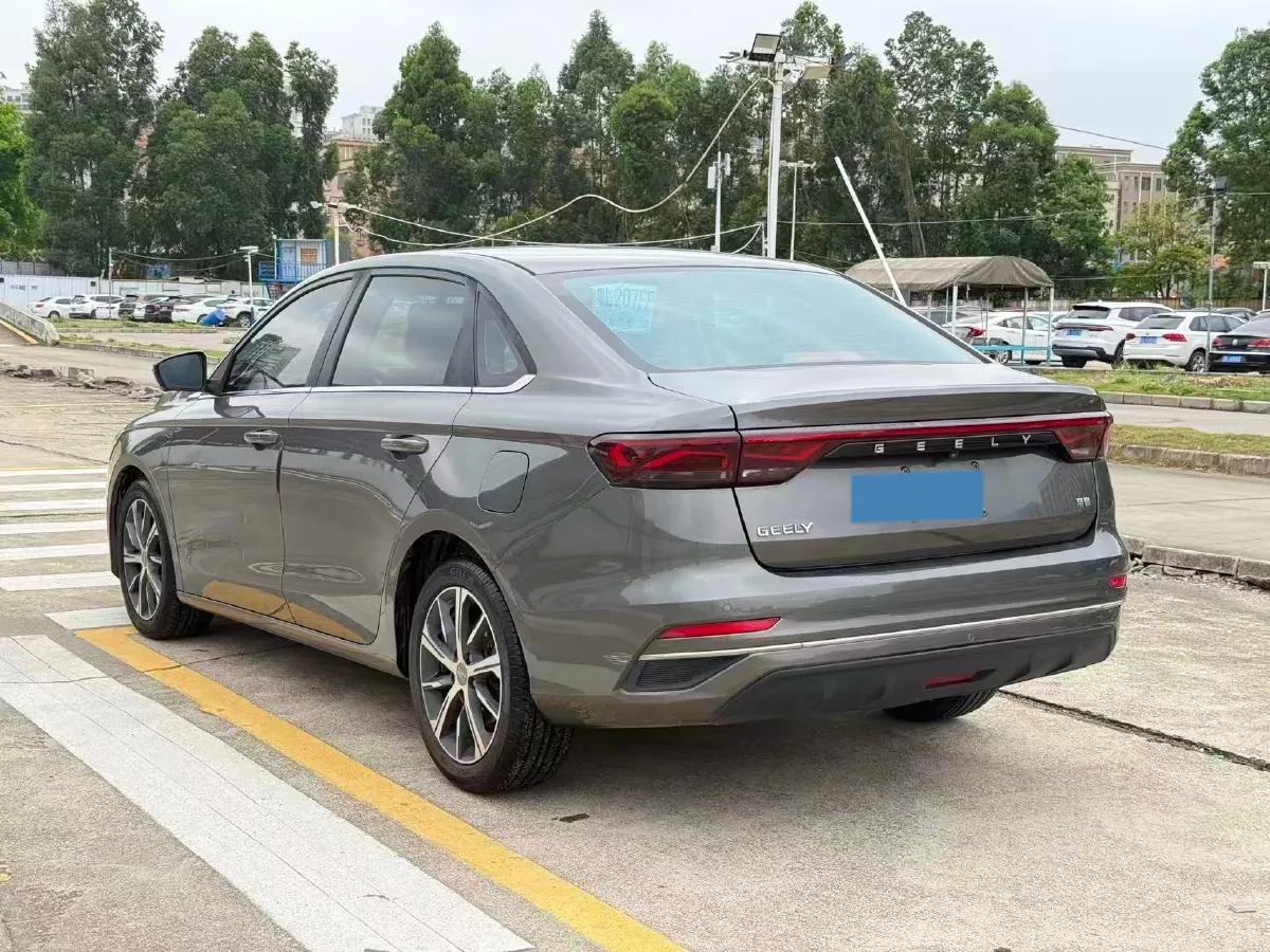 2022 Geely Emgrand 1.5L 114HP L4 CVT,autocango,china used car exporter,china ev exporter,chinese used car exporter,chinese used ev exporter