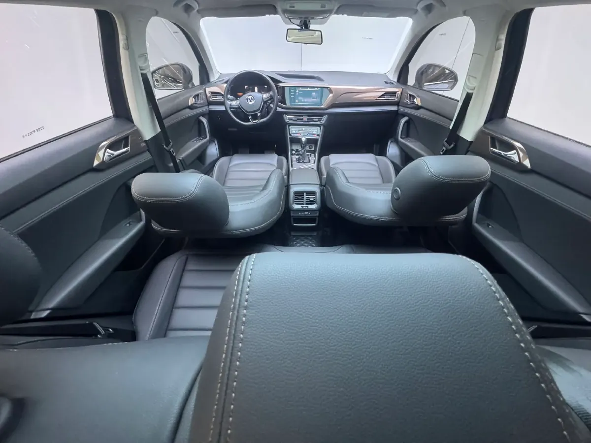 2022 Volkswagen Tharu 1.4T 150HP L4 7DCT,autocango,china used car exporter,china ev exporter,chinese used car exporter,chinese used ev exporter