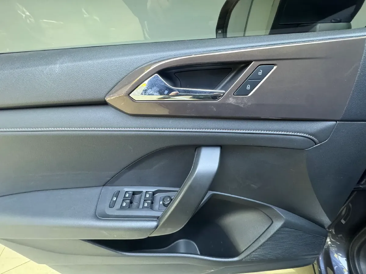 2022 Volkswagen Tharu 1.4T 150HP L4 7DCT,autocango,china used car exporter,china ev exporter,chinese used car exporter,chinese used ev exporter