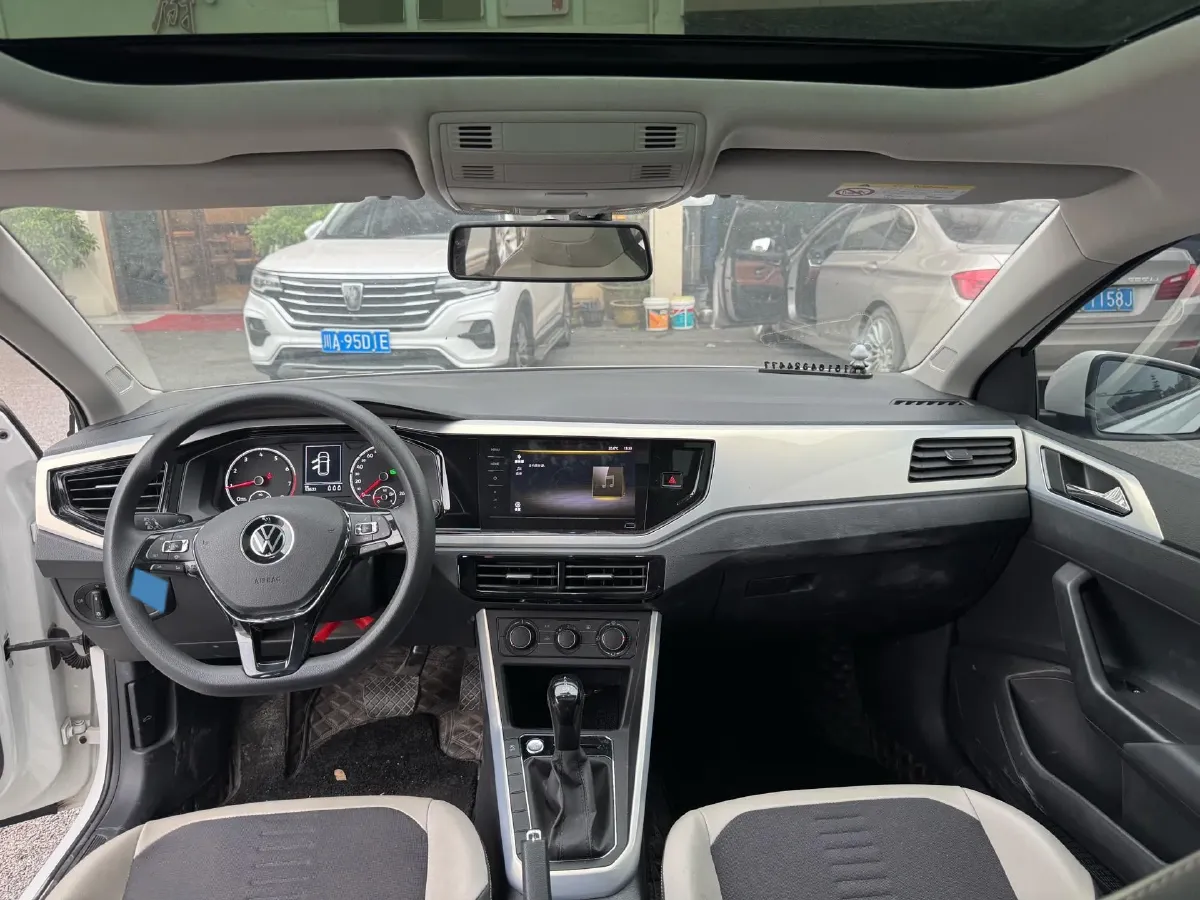 2021 Haval H6 1.5T 169HP L4 7DCT,autocango,china used car exporter,china ev exporter,chinese used car exporter,chinese used ev exporter