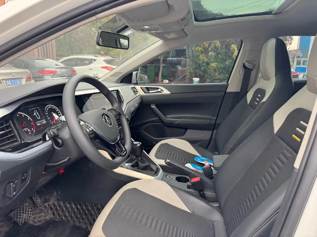 2021 Haval H6 1.5T 169HP L4 7DCT,autocango,china used car exporter,china ev exporter,chinese used car exporter,chinese used ev exporter