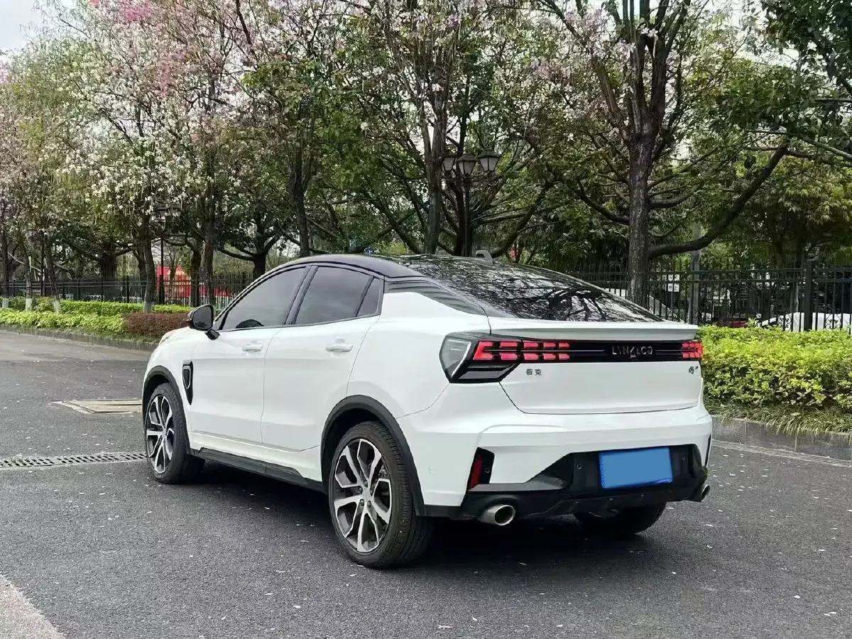 2020 LYNK&CO 05 2.0T 254HP L4 8AT,autocango,china used car exporter,china ev exporter,chinese used car exporter,chinese used ev exporter