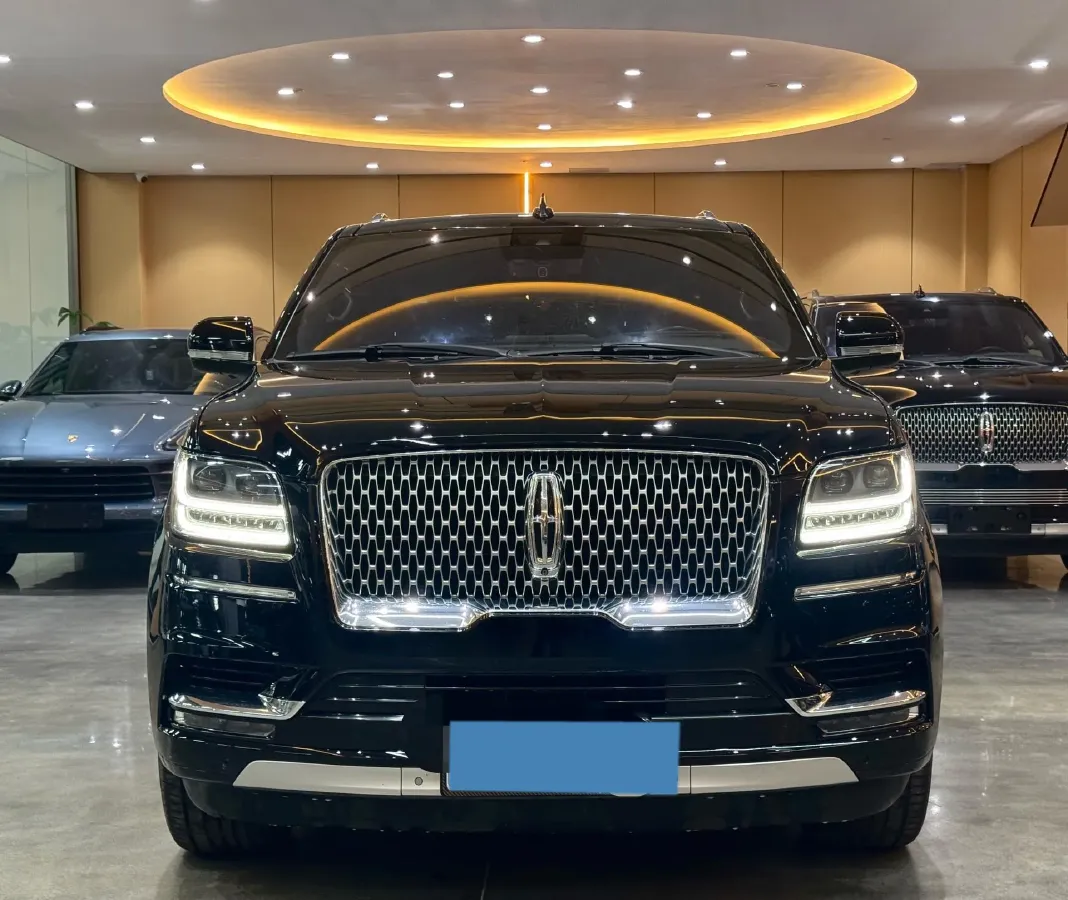 2019 Lincoln Navigator 3.5T 388HP V6 10AT,autocango,china used car exporter,china ev exporter,chinese used car exporter,chinese used ev exporter