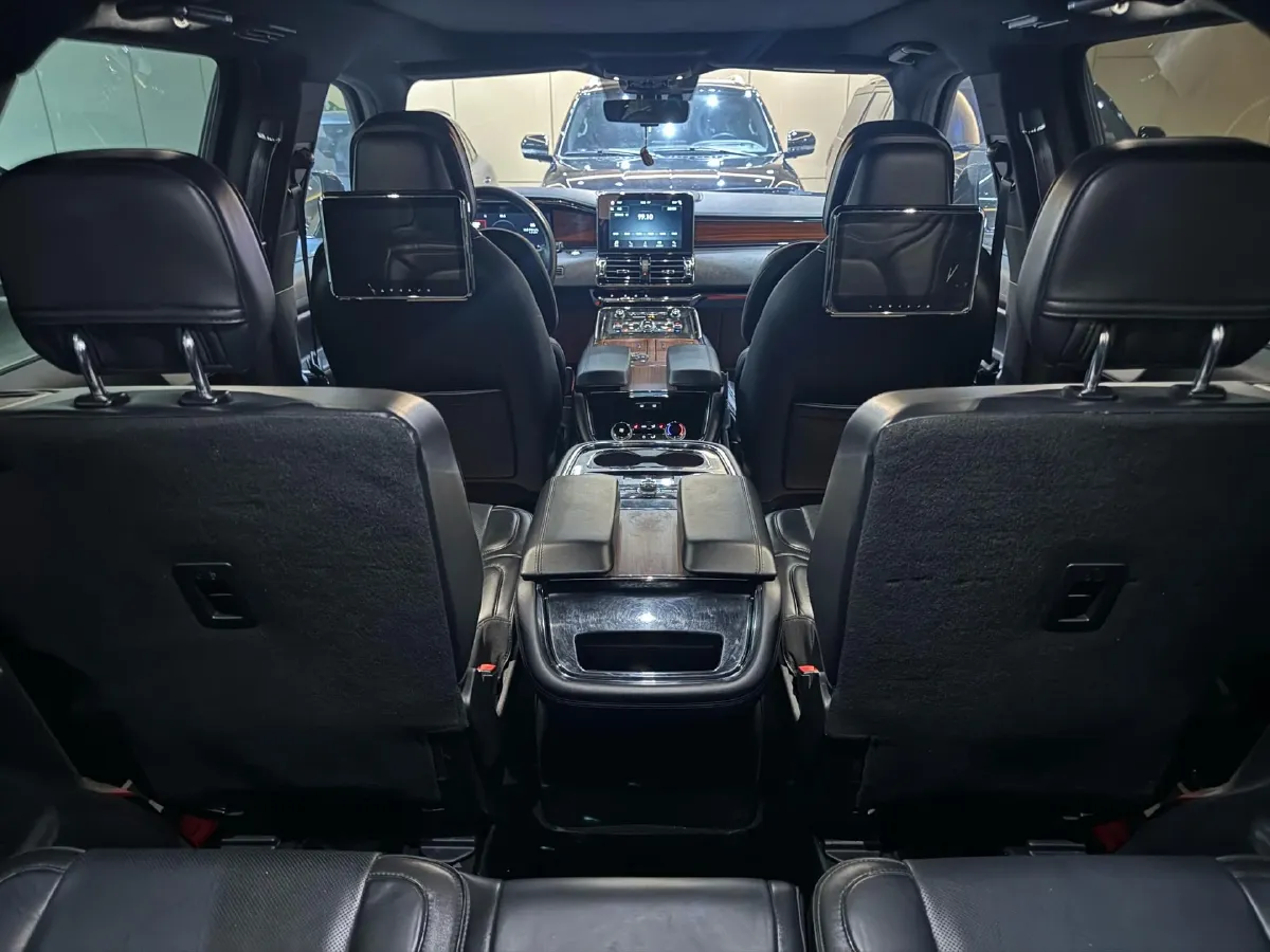 2019 Lincoln Navigator 3.5T 388HP V6 10AT,autocango,china used car exporter,china ev exporter,chinese used car exporter,chinese used ev exporter