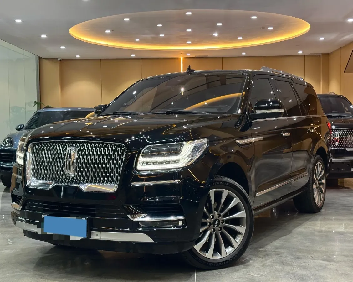 2019 Lincoln Navigator 3.5T 388HP V6 10AT,autocango,china used car exporter,china ev exporter,chinese used car exporter,chinese used ev exporter