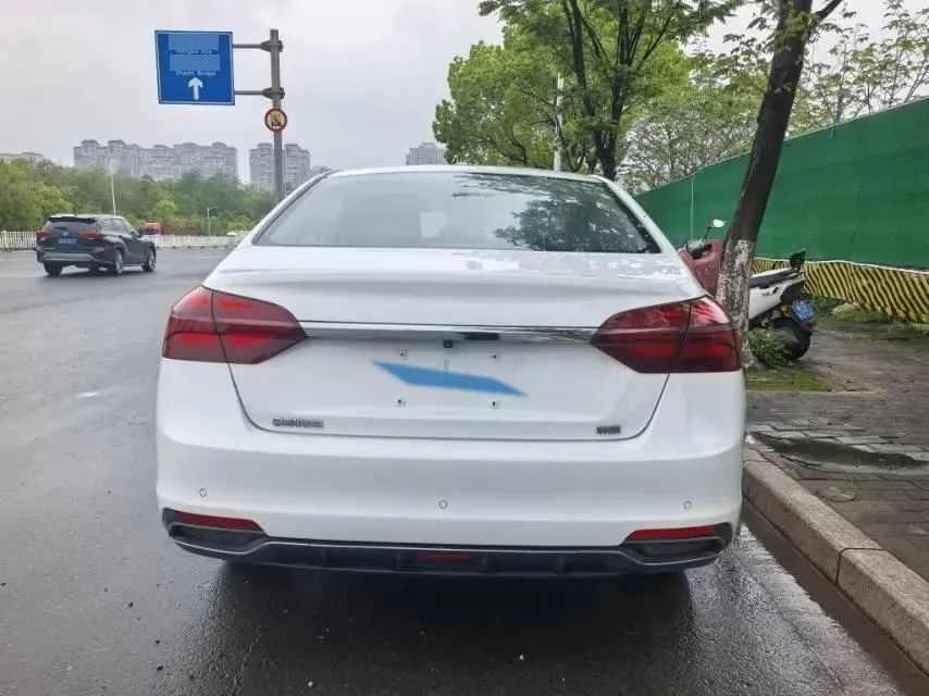 2019 Geely Emgrand 1.5L 109HP L4 5MT,autocango,china used car exporter,china ev exporter,chinese used car exporter,chinese used ev exporter