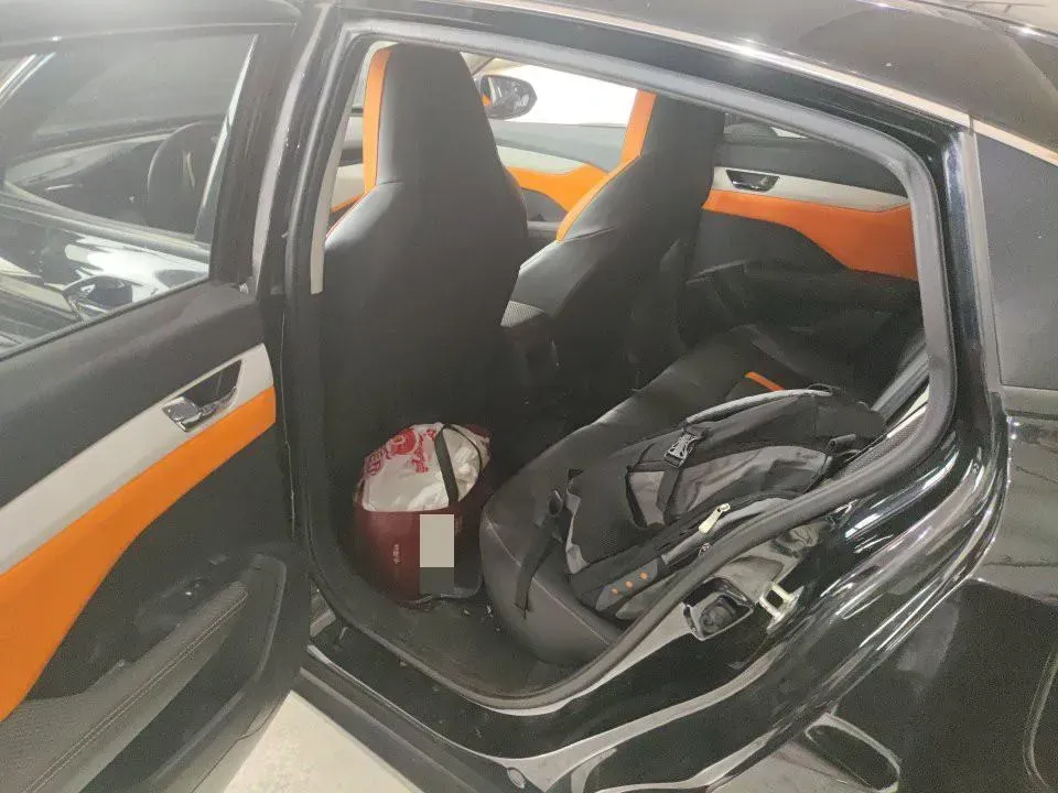 2023 DongFeng Aeolus YiXuan 1.5L 125HP L4 6DCT,autocango,china used car exporter,china ev exporter,chinese used car exporter,chinese used ev exporter