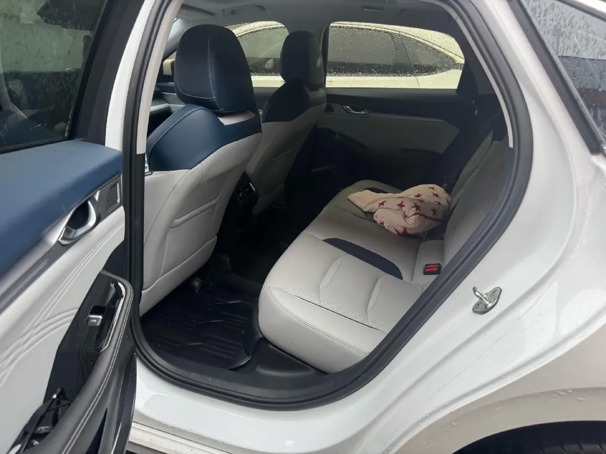 2023 Geely Preface 2.0T 190HP L4 7DCT,autocango,china used car exporter,china ev exporter,chinese used car exporter,chinese used ev exporter