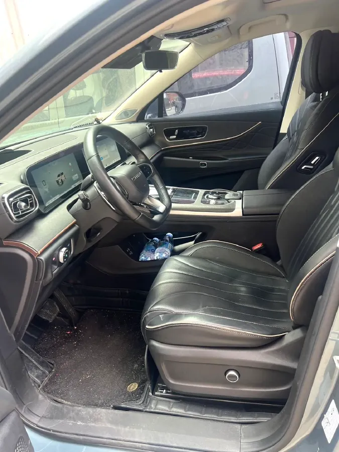 2023 Chery Tiggo 9 2.0T 261HP L4 7DCT,autocango,china used car exporter,china ev exporter,chinese used car exporter,chinese used ev exporter