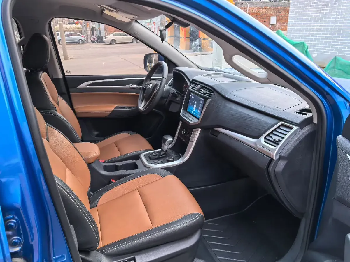 2021 MAXUS T70 2.0T 163HP L4 6AT,autocango,china used car exporter,china ev exporter,chinese used car exporter,chinese used ev exporter