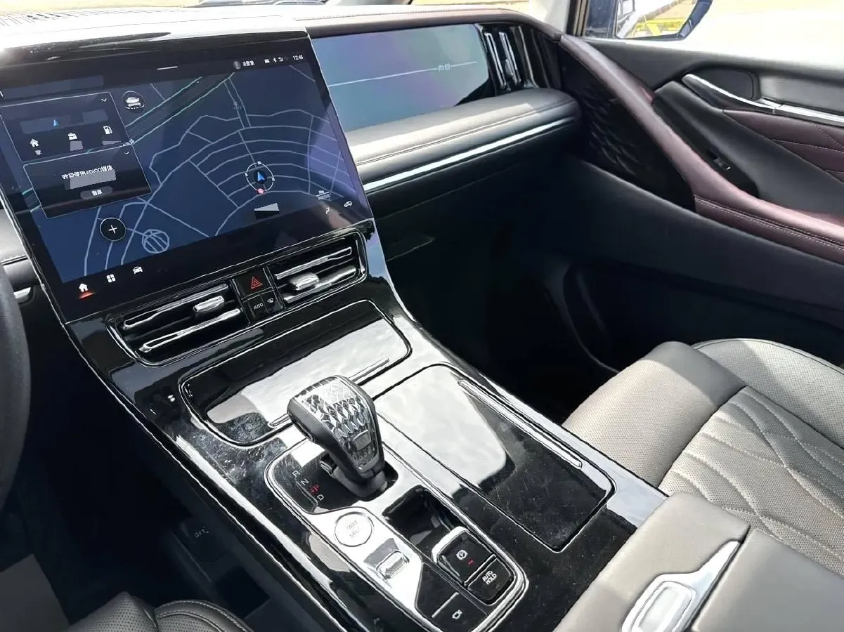 2024 GAC Trumpchi M8 2.0T 252HP L4 8AT,autocango,china used car exporter,china ev exporter,chinese used car exporter,chinese used ev exporter