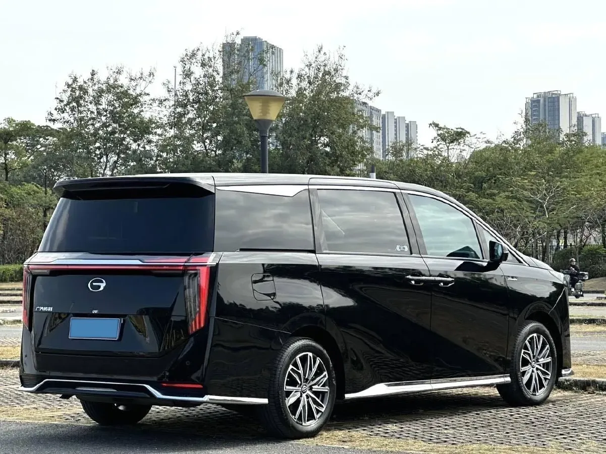 2024 GAC Trumpchi M8 2.0T 252HP L4 8AT,autocango,china used car exporter,china ev exporter,chinese used car exporter,chinese used ev exporter