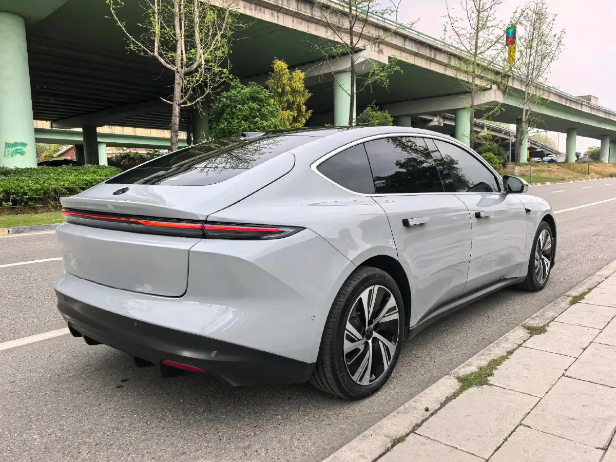 2023 NIO ET5T BEV 100KWH,autocango,china used car exporter,china ev exporter,chinese used car exporter,chinese used ev exporter