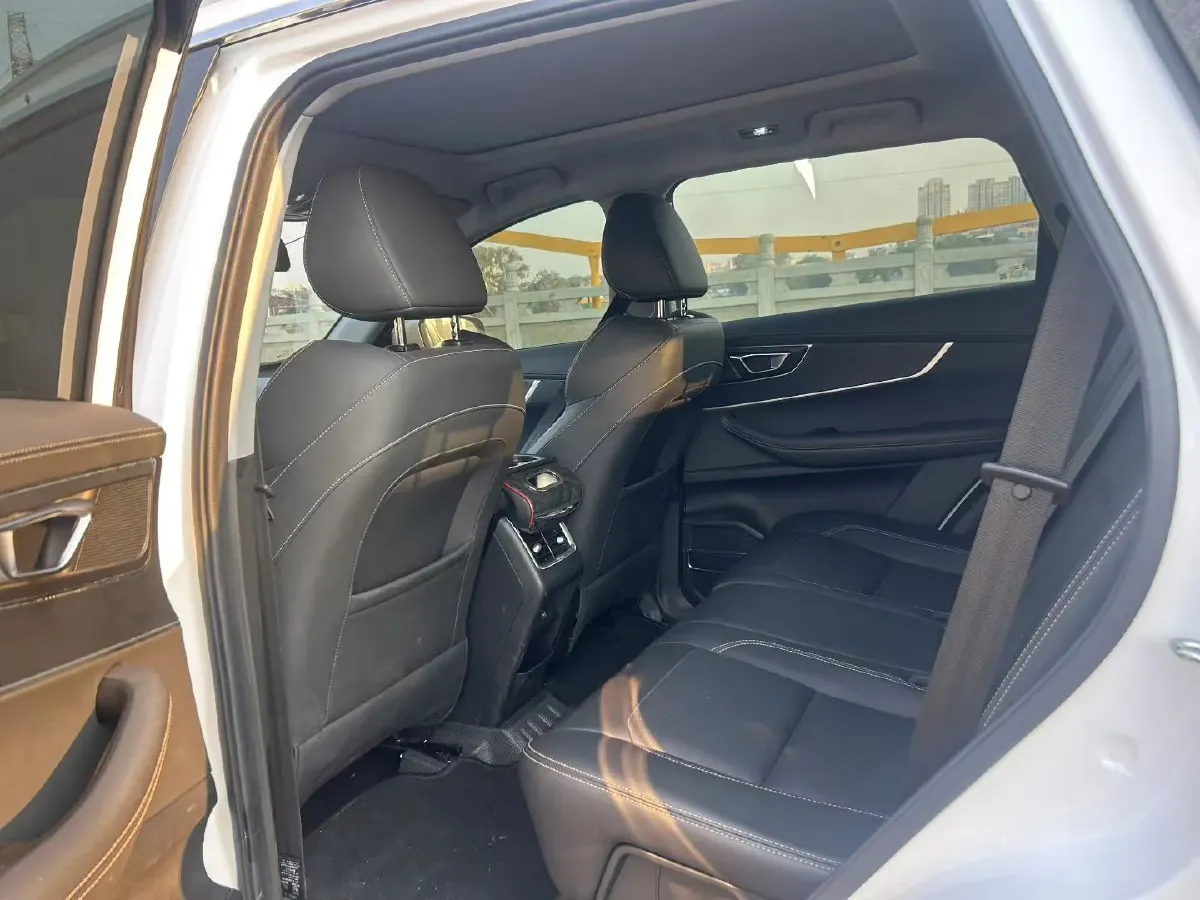 2023 Chery Tiggo 8 1.5T 156HP L4 6DCT,autocango,china used car exporter,china ev exporter,chinese used car exporter,chinese used ev exporter