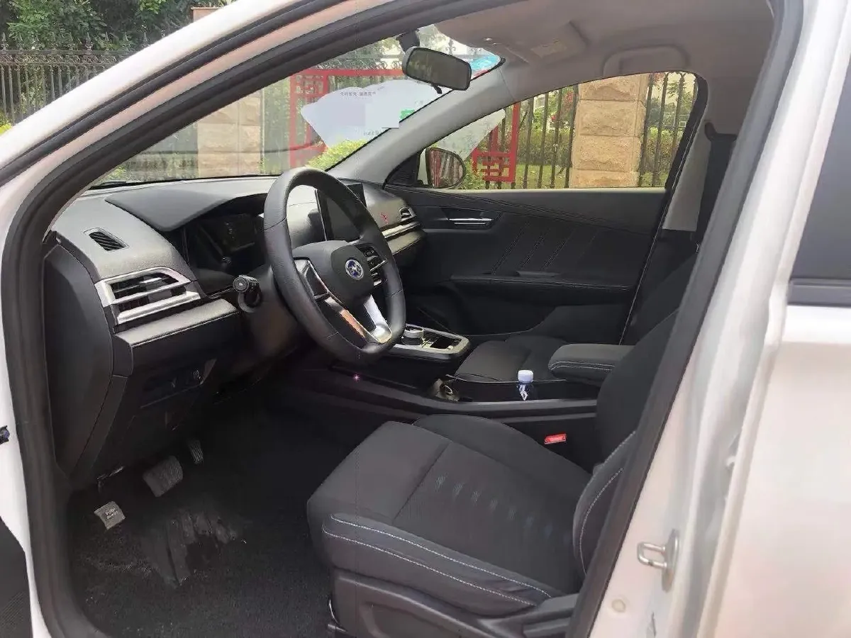 2021 BYD Dolphin BEV 30.7KWH,autocango,china used car exporter,china ev exporter,chinese used car exporter,chinese used ev exporter