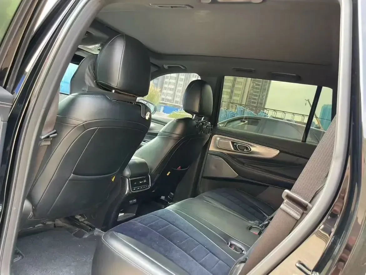 2025 GAC Trumpchi GS8 2.0T 252HP L4 8AT,autocango,china used car exporter,china ev exporter,chinese used car exporter,chinese used ev exporter