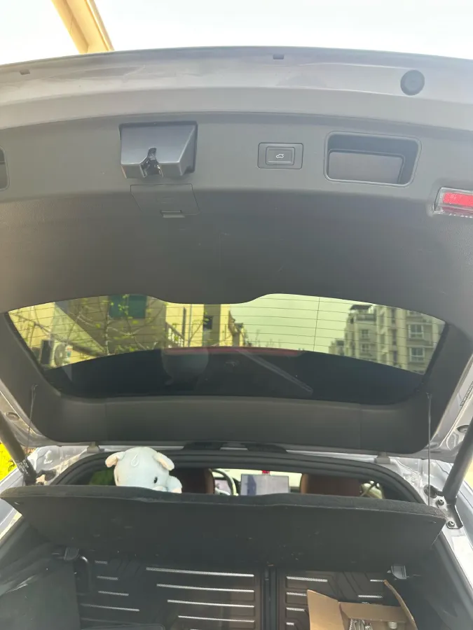 2025 AITO AITO M5 1.5T 152HP L4 REEV 42KWH,autocango,china used car exporter,china ev exporter,chinese used car exporter,chinese used ev exporter