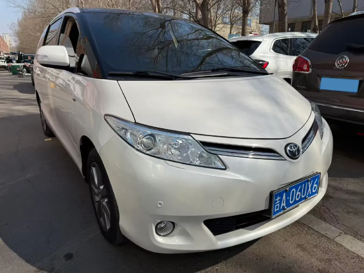 2012 Toyota Crown 3.0L 227HP V6 6AT,autocango,china used car exporter,china ev exporter,chinese used car exporter,chinese used ev exporter