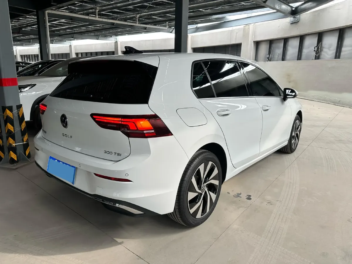 2025 Volkswagen Golf 1.5T 160HP L4 7DCT,autocango,china used car exporter,china ev exporter,chinese used car exporter,chinese used ev exporter
