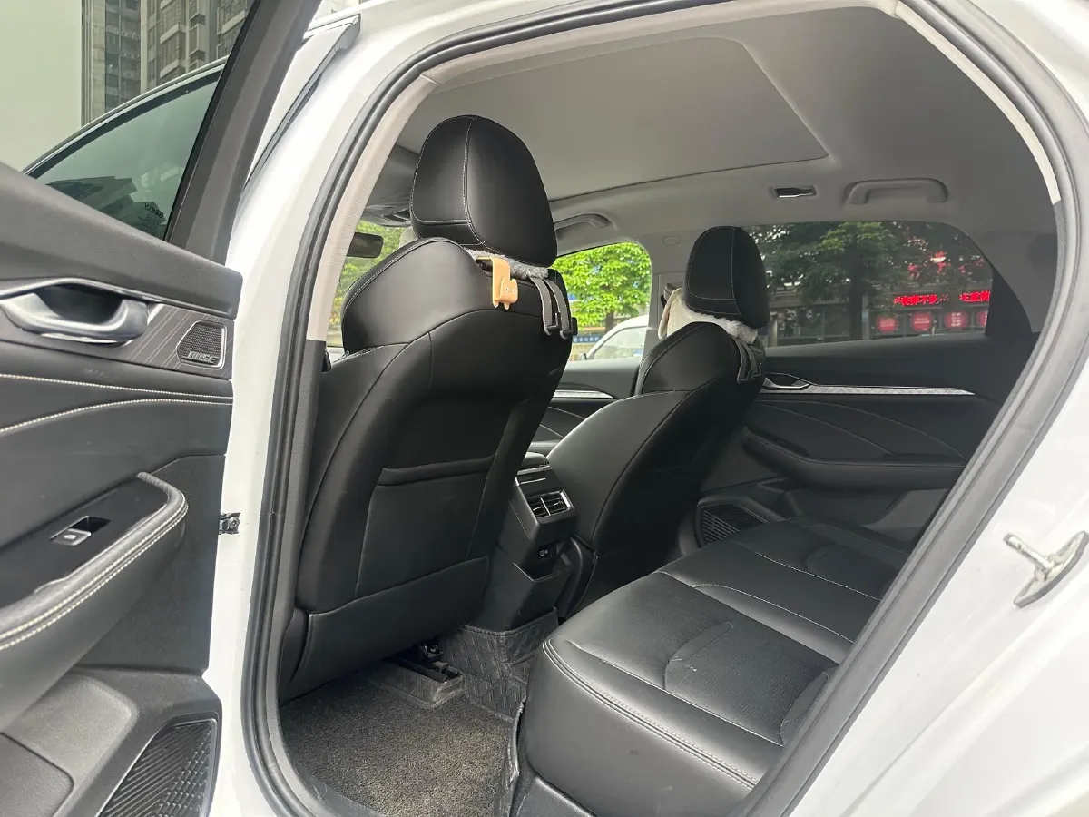 2021 Geely Preface 2.0T 190HP L4 7DCT,autocango,china used car exporter,china ev exporter,chinese used car exporter,chinese used ev exporter