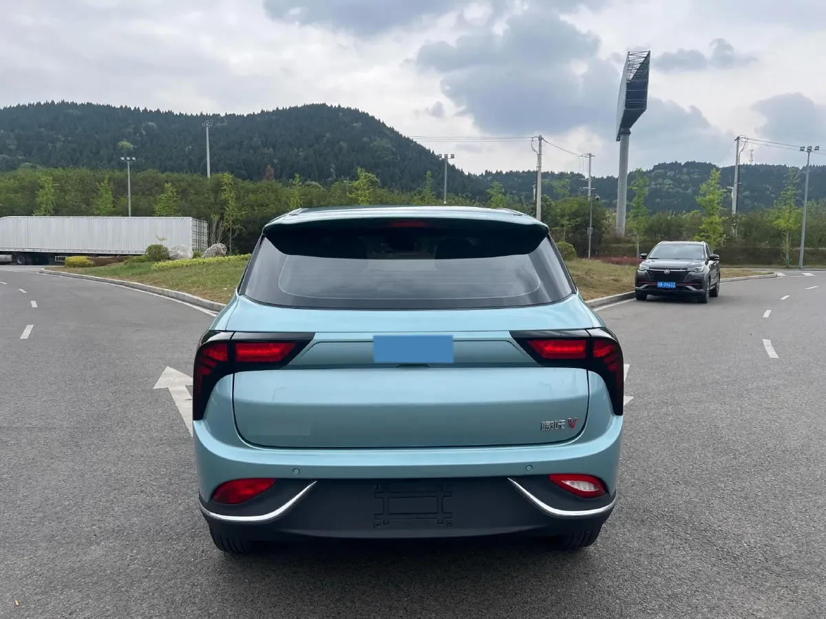 2022 ChangAn Kaicene KaiCheng F70 2.4T 211HP L4 6AT,autocango,china used car exporter,china ev exporter,chinese used car exporter,chinese used ev exporter