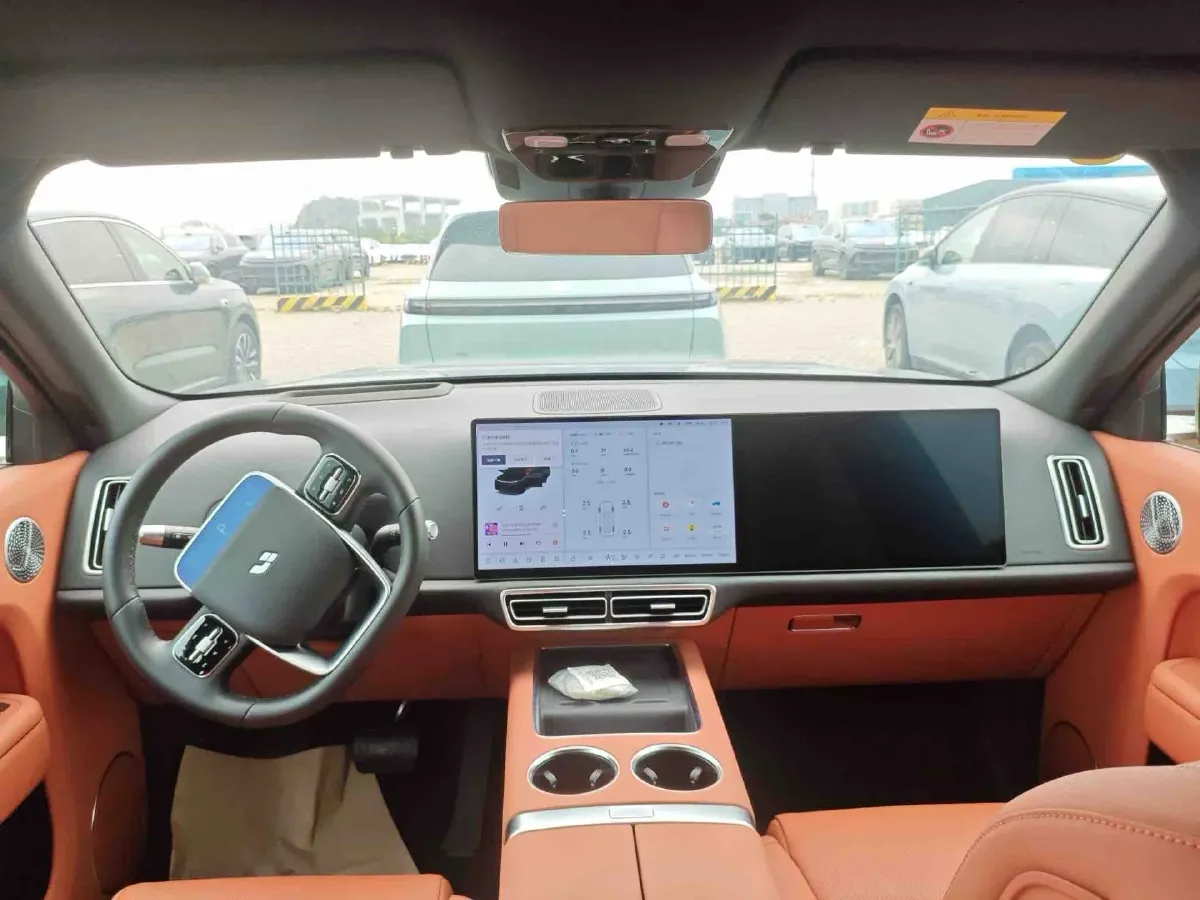 2025 Li L9 Range Extended 154HP REEV,autocango,china used car exporter,china ev exporter,chinese used car exporter,chinese used ev exporter