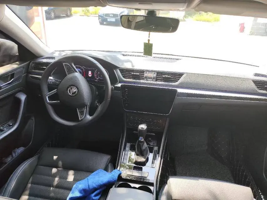 2023 Skoda Superb 1.4T 150HP L4 7DCT,autocango,china used car exporter,china ev exporter,chinese used car exporter,chinese used ev exporter